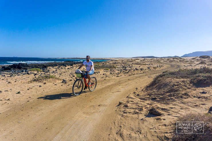 ruta en bici por La Graciosa