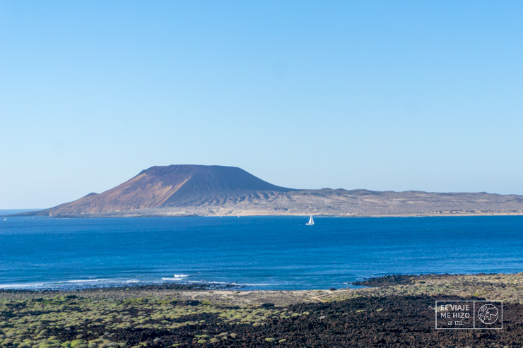 montaña Amarilla y playa de la Cocina