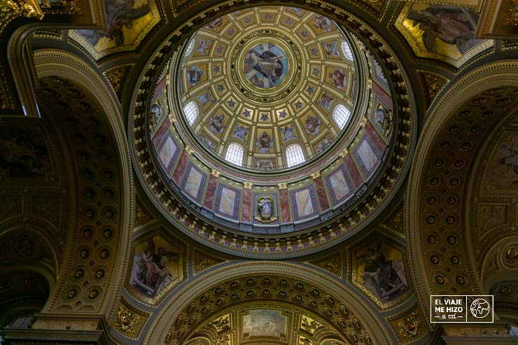 Interior de la Basílica de San Esteban