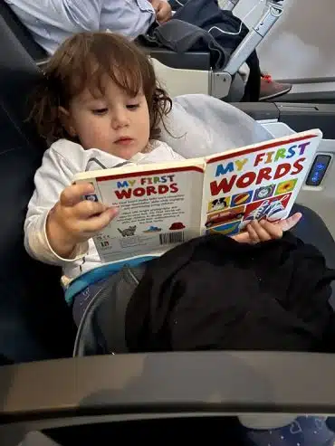 Leyendo un cuento
