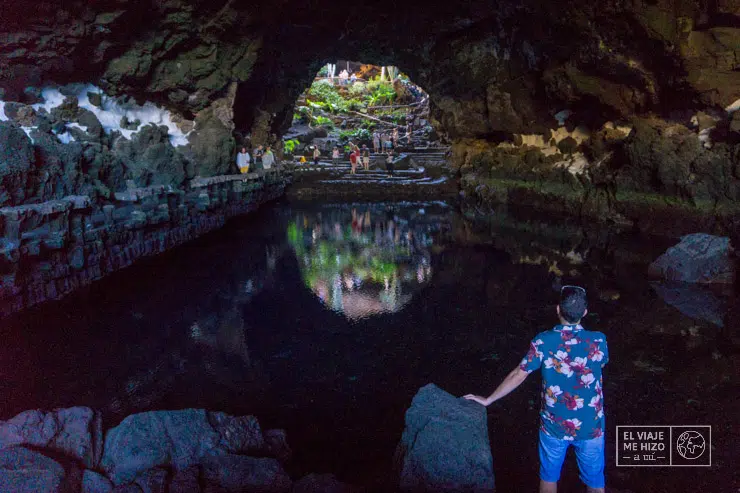 Jose en los Jameos del Agua