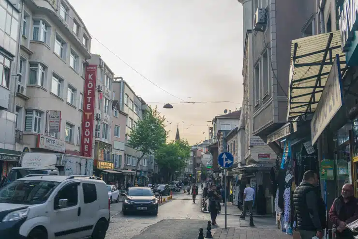 alojarse en el barrio de Laleli
