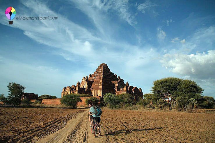 En bici por Bagán