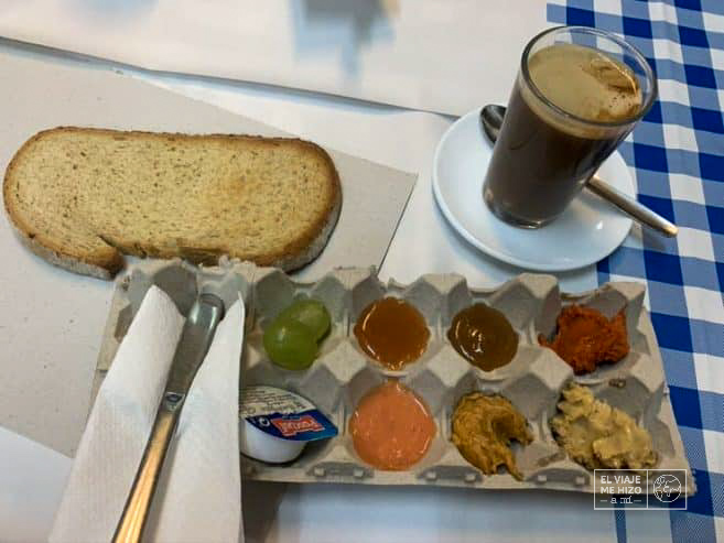 Desayuno completo en La Recova
