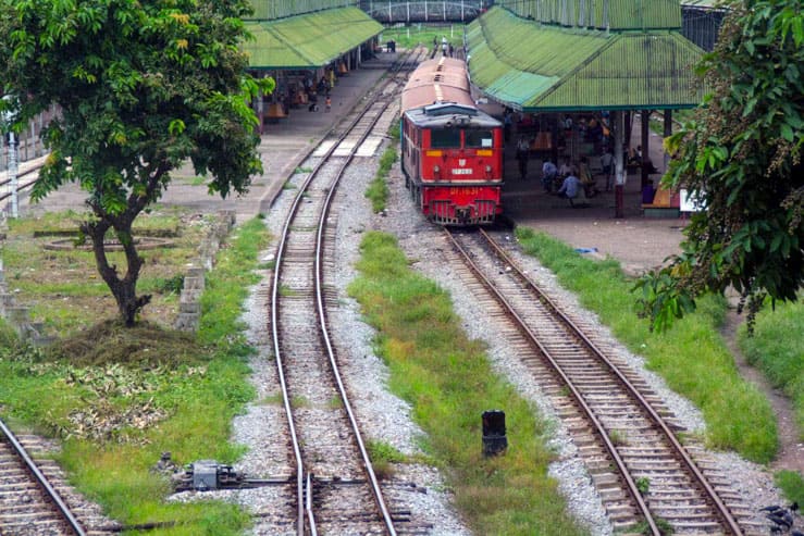 transporte en Myanmar