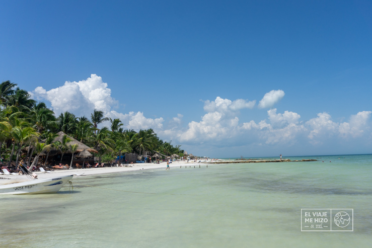camino hacia playa Punta Coco