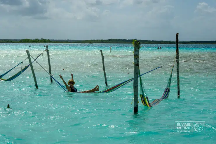 hamacas en la Laguna de Bacalar