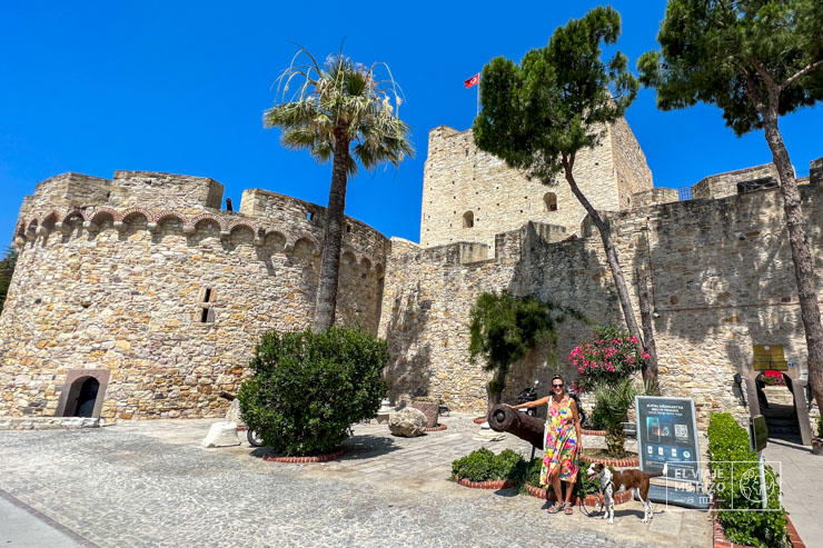 Castillo de Çesme