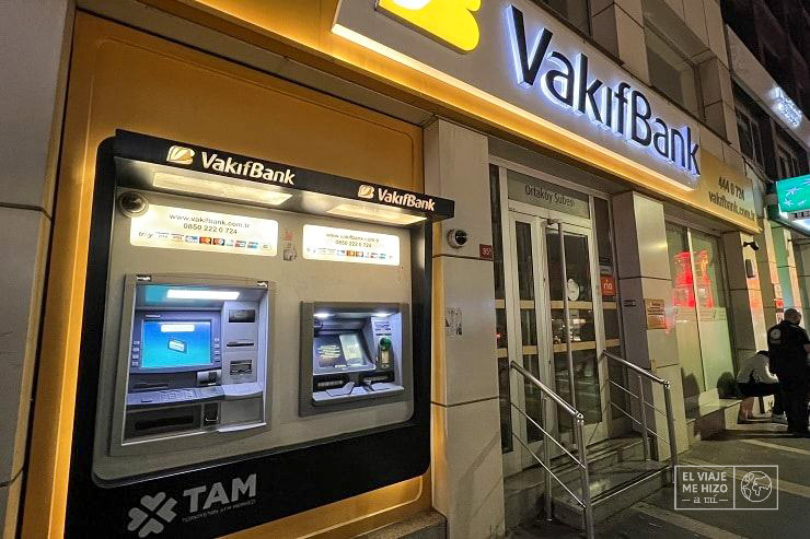 Cajeros para sacar dinero gratis en Estambul