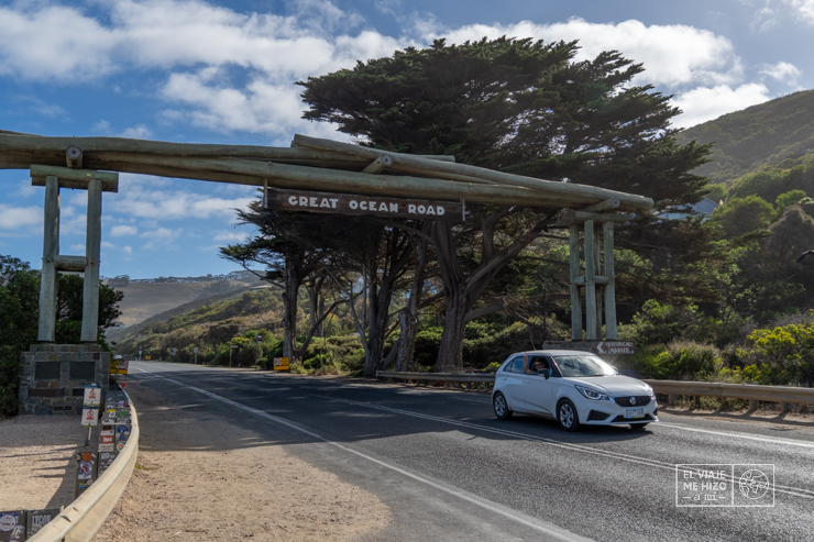 Memorial Arch at Eastern View