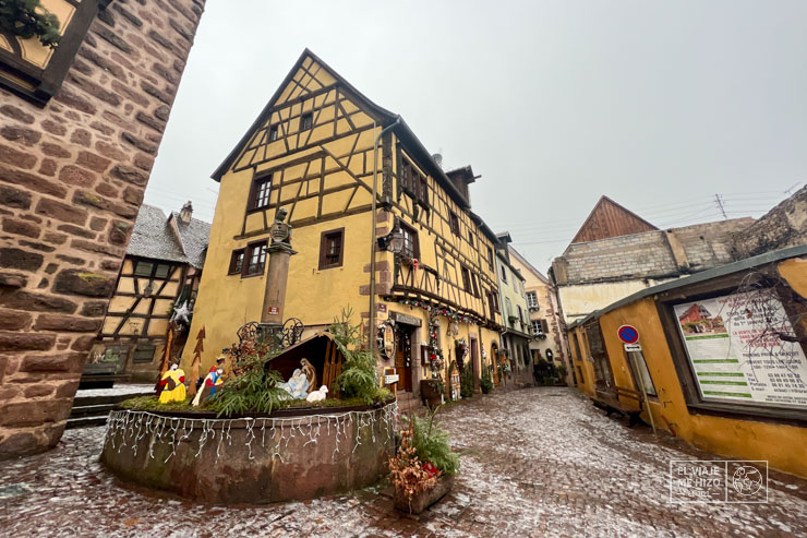 Riquewihr medio nevado