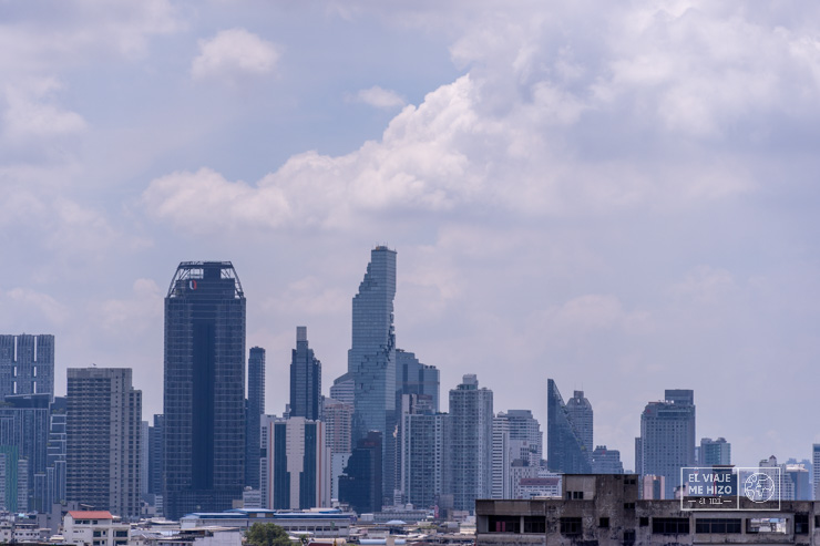 Skyline de rascacielos en Bangkok