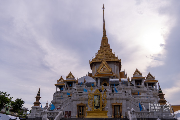 Exterior del Wat Traimit en Bangkok
