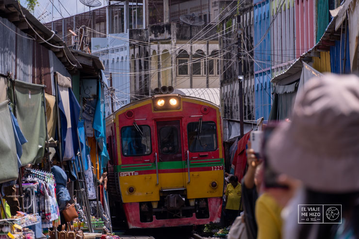 Excursiones cerca de Bangkok: Mercado vías tren de Mae Klong