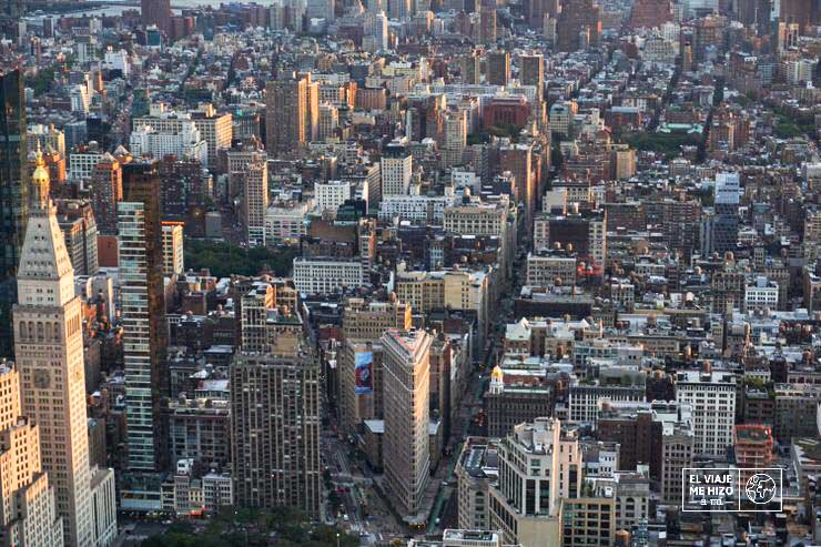 Panorámica de Nueva York con el Flatirón en primer plano