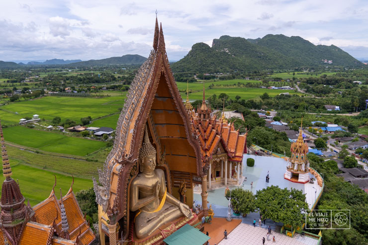 Wat Tham Suea