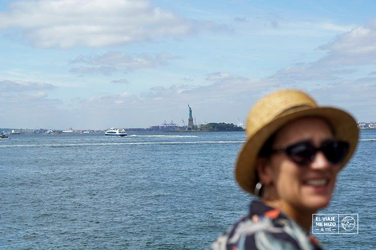 Gloria en el Ferry a Staten Island